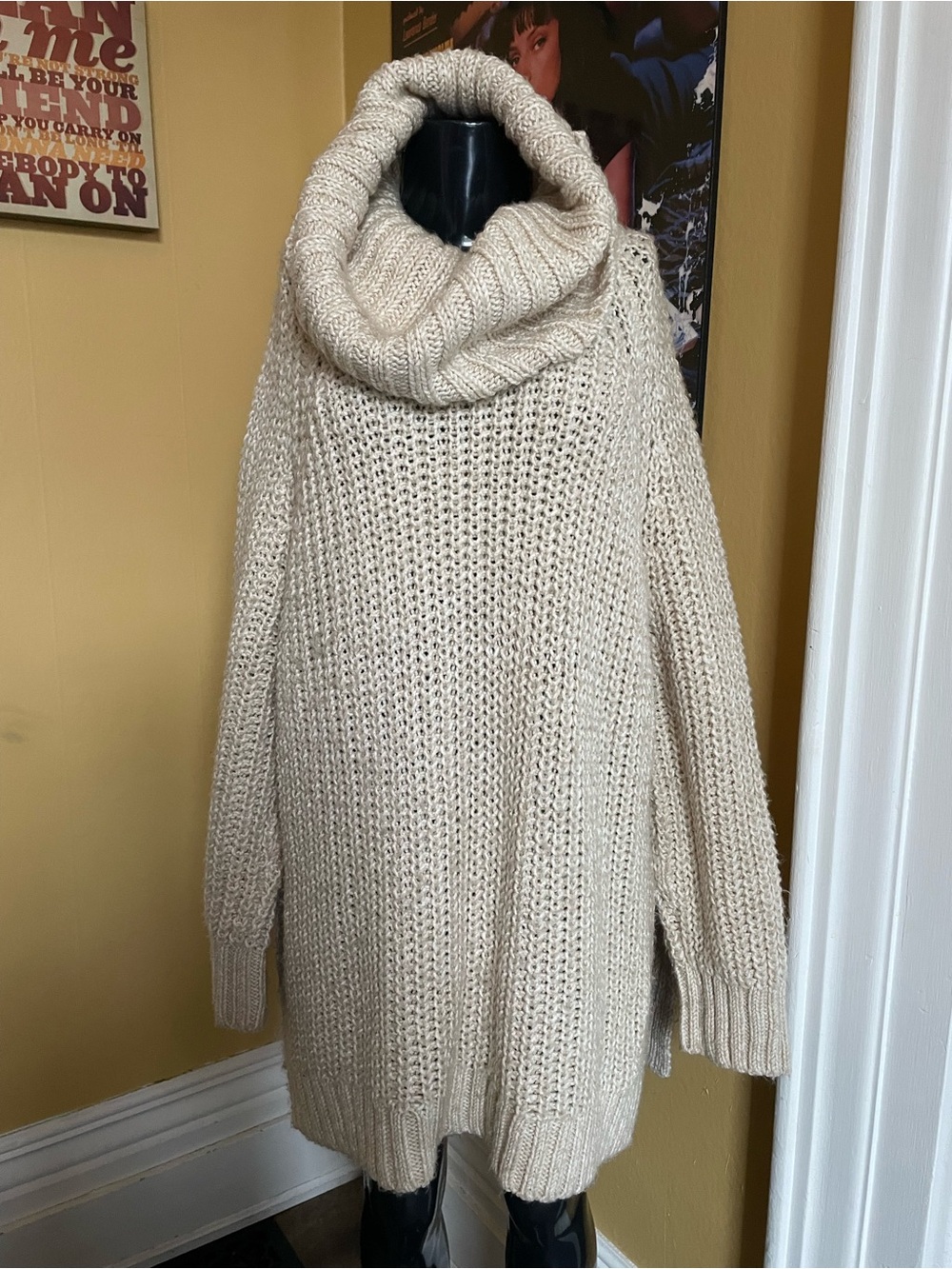 Women’s H&M Cowel  Neck Women's Sweater ( Medium )